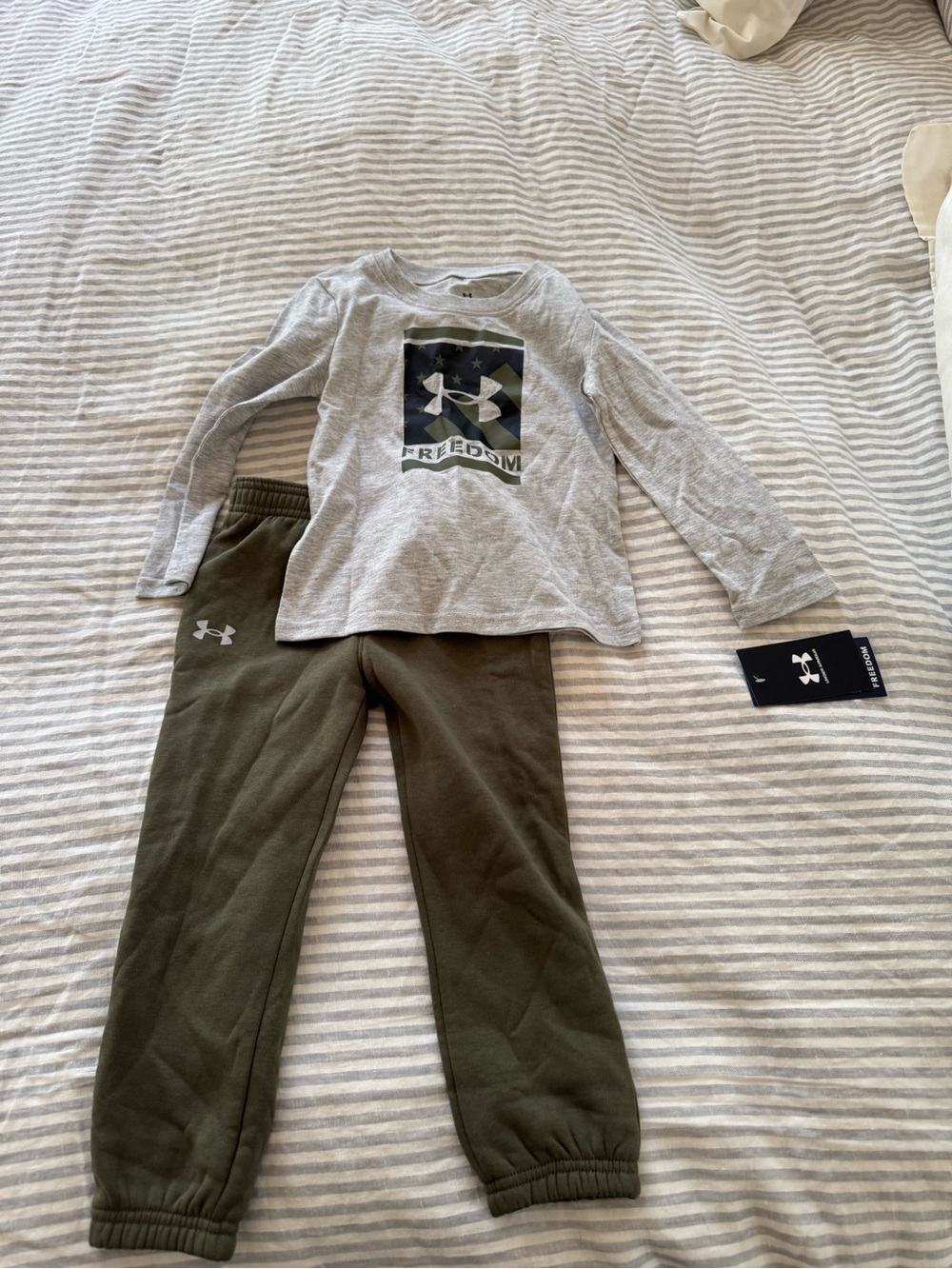 Under Armour Grey Top with Olive Green Jogger Set